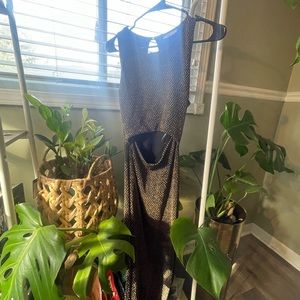 Good & Black Sleeveless Midi party dress, size M